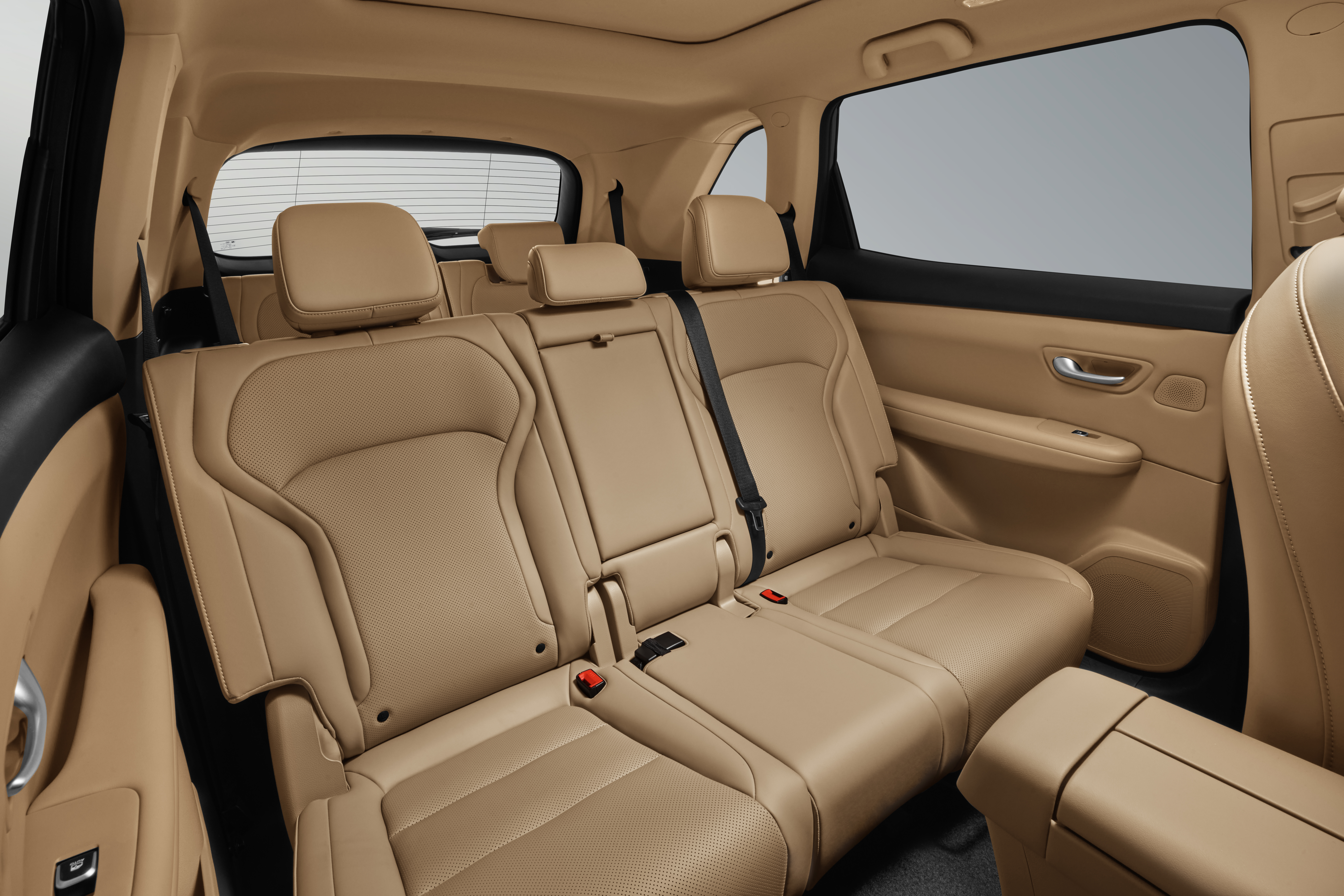 DFSK 600 Interior Main